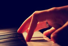 开云体育官网：[NBA]八村塁晃飞杜兰特 突破篮下灌筐得手.